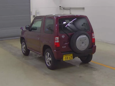 Nissan Kix