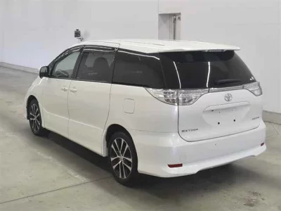 Статистика аукционов Toyota Estima