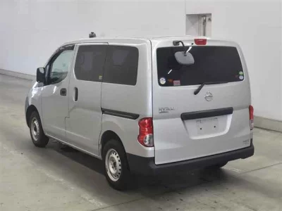 Nissan NV200 VANETTE VAN