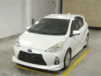 Цена авто Toyota Aqua с аукционов Японии, номер кузова NHP10, пробег 229 000, оценка 6