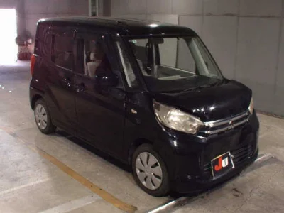 Mitsubishi eK X Space