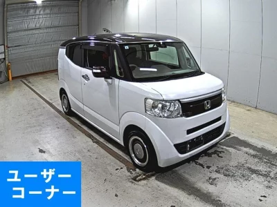 HONDA N BOX SLASH