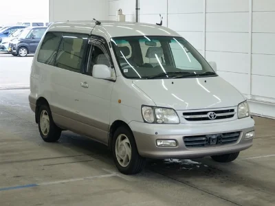 Toyota TownAce Noah