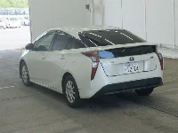 Цена авто Toyota Prius с аукционов Японии, номер кузова ZVW50, пробег 120 000, оценка 2