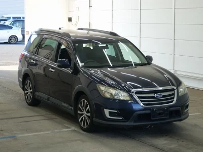 Subaru Exiga Crossover 7