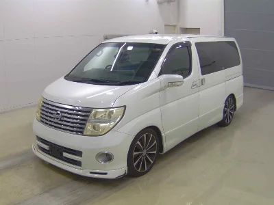Статистика аукционов Nissan Elgrand