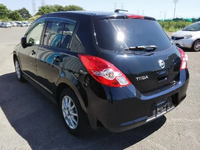 Nissan Tiida