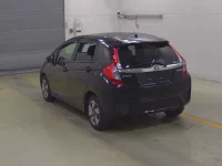Цена авто Honda Fit с аукционов Японии, номер кузова GP5, пробег 194 000, оценка 2