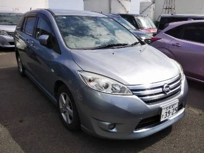 Nissan Lafesta
