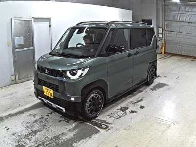 Mitsubishi Delica Mini