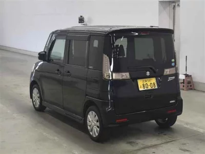 Suzuki Spacia Custom