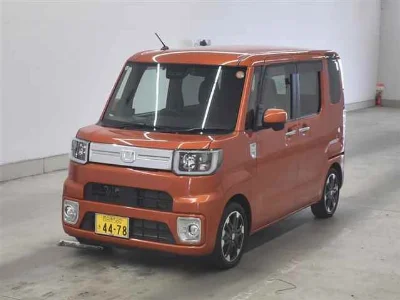 DAIHATSU WAKE
