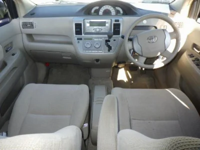 Toyota Raum