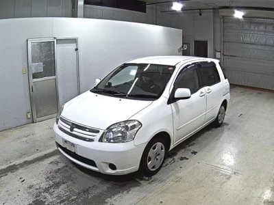 Toyota Raum