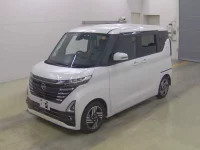 Цена авто Nissan Roox с аукционов Японии, номер кузова B44A, пробег 1 000, оценка 12