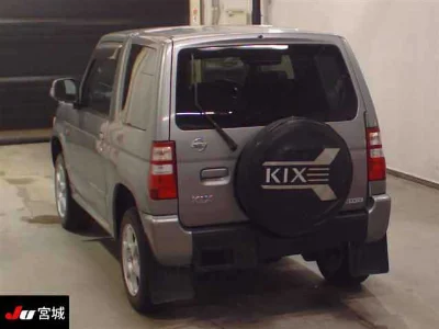 Nissan Kix