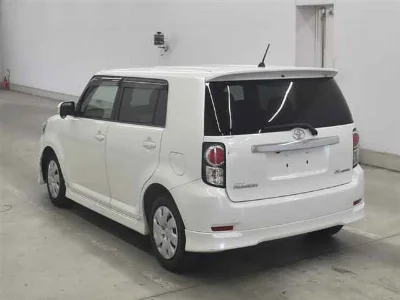 Toyota Corolla Rumion