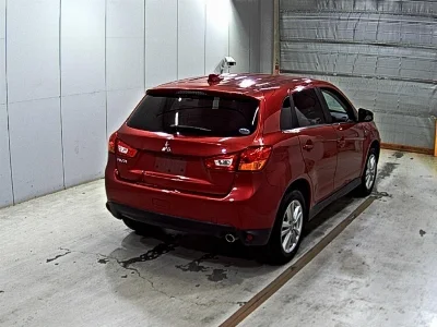 Mitsubishi RVR