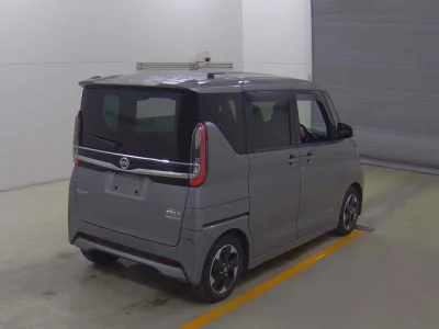 Статистика аукционов Nissan Roox