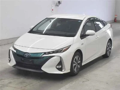 Toyota Prius PHV