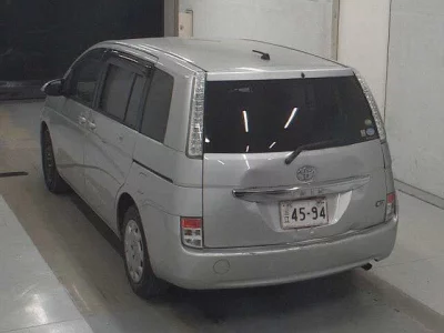 TOYOTA ISIS