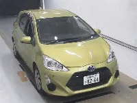 Цена авто Toyota Aqua с аукционов Японии, номер кузова NHP10, пробег 82 000, оценка 
