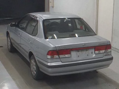 Nissan Sunny