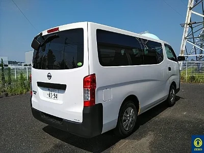 Nissan NV350 Caravan