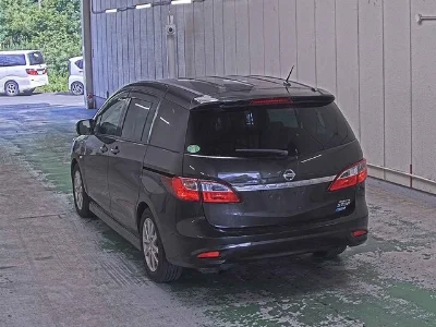 Nissan Lafesta