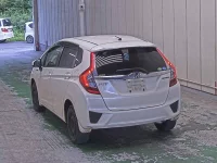 Цена авто Honda Fit с аукционов Японии, номер кузова GP6, пробег 126 000, оценка 2