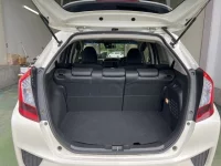 Цена авто Honda Fit с аукционов Японии, номер кузова GP6, пробег 126 000, оценка 2