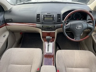 Toyota Premio