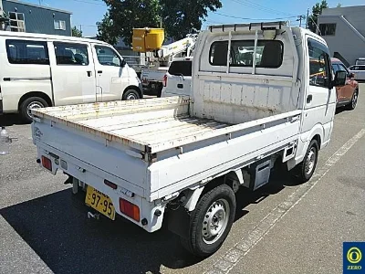 Nissan NT100 Clipper