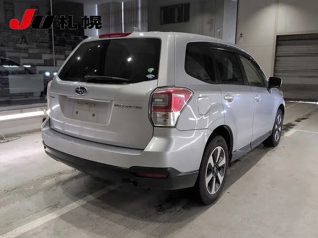 Subaru Forester  с аукциона в Японии