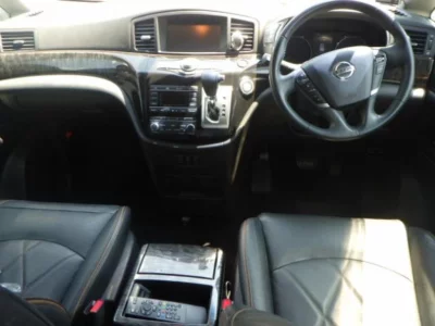Статистика аукционов Nissan Elgrand