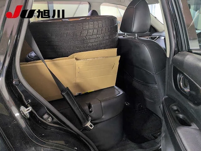 Nissan X-Trail  с аукциона в Японии