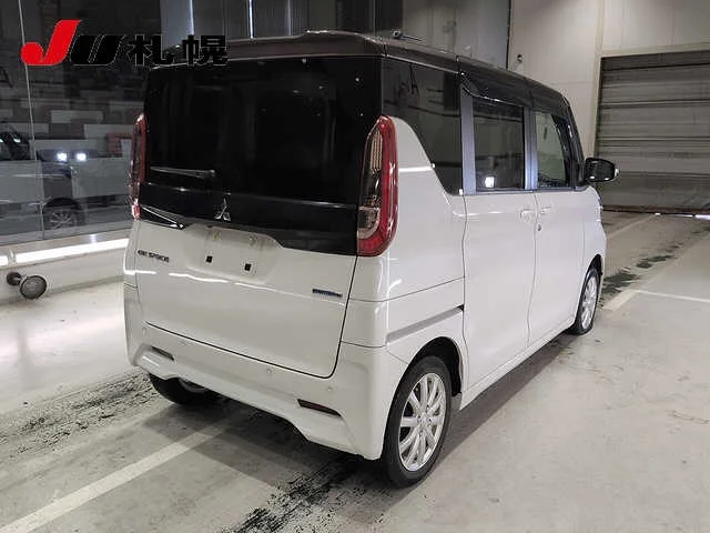Mitsubishi eK X Space  с аукциона в Японии