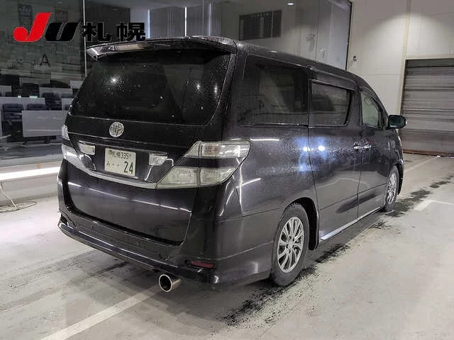 Toyota Vellfire  с аукциона в Японии