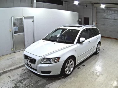 Volvo V50