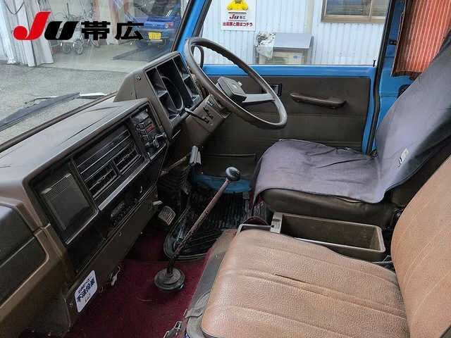 Isuzu Forward  с аукциона в Японии