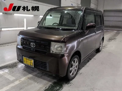 Toyota Pixis Space