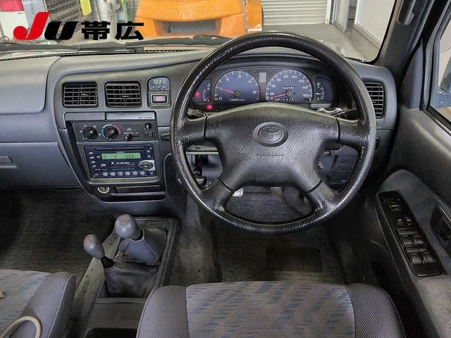 Toyota Hilux  с аукциона в Японии
