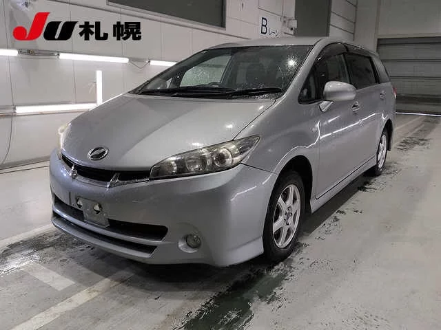 Toyota Wish  с аукциона в Японии