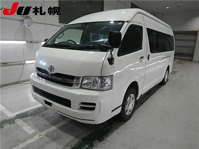 Toyota HiAce  с аукциона в Японии