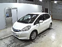 Цена авто Honda Fit с аукционов Японии, номер кузова GP1, пробег 170 000, оценка 2