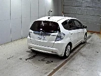 Цена авто Honda Fit с аукционов Японии, номер кузова GP1, пробег 170 000, оценка 2