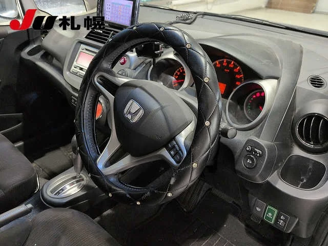 Honda Fit  с аукциона в Японии