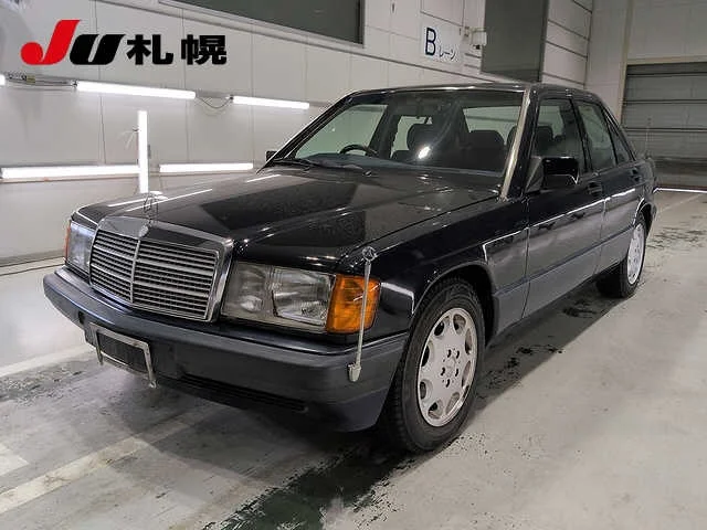 Mercedes-Benz 190  с аукциона в Японии