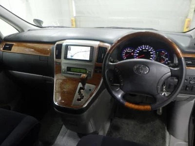Toyota ALPHARD V