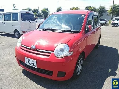 Toyota Sienta